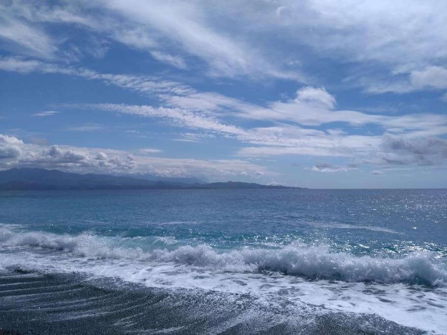 Apartment De Charme, T3, Situation Ideale, Pieds Dans L'eau, Cap Corse La Vasina
